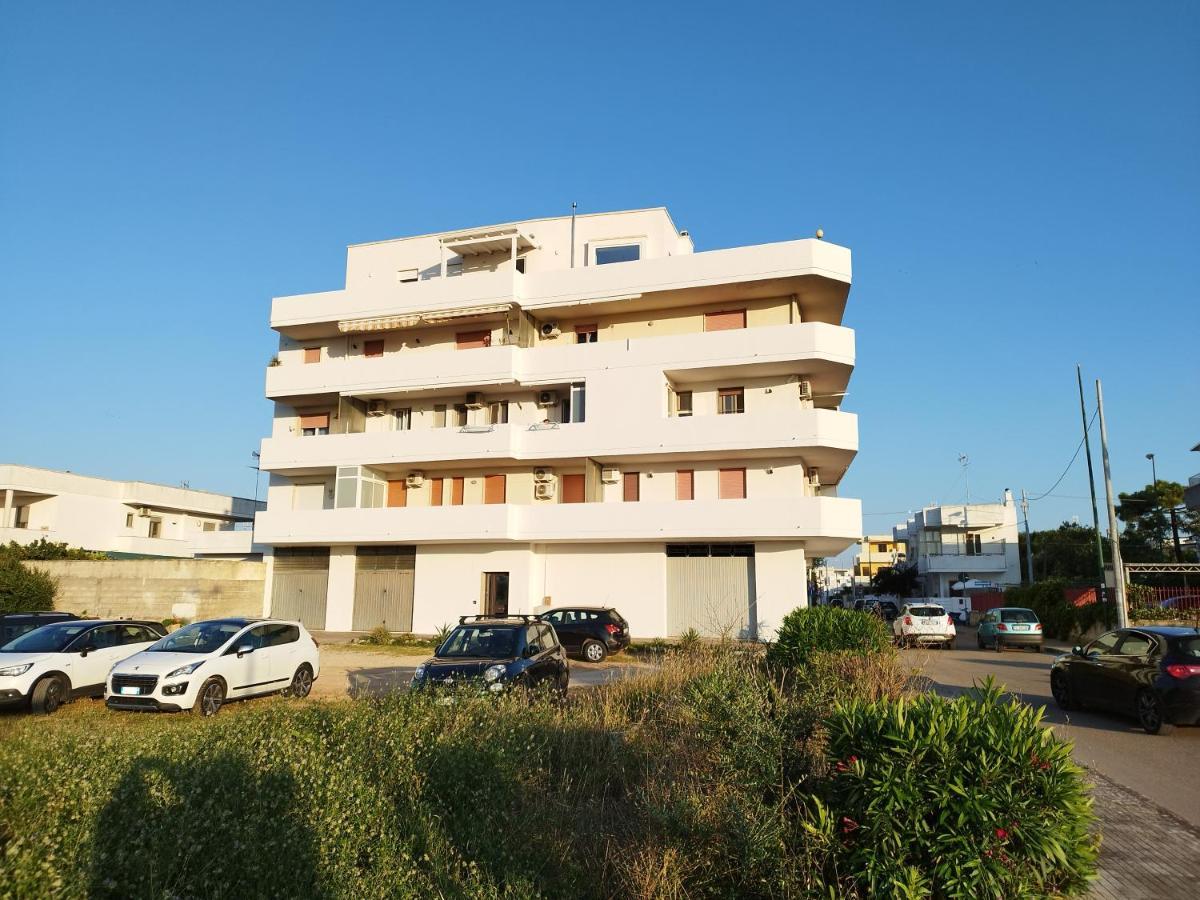 Villa Tramonti sul bacino Porto Cesareo Esterno foto